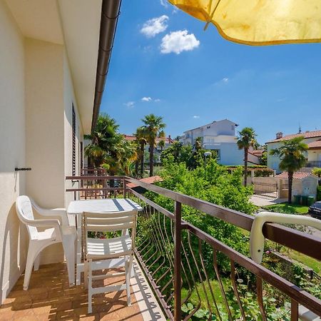 Apartments Milan Пореч Екстер'єр фото