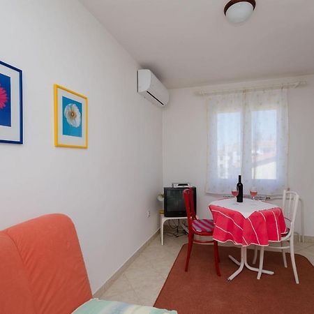 Apartments Milan Пореч Екстер'єр фото