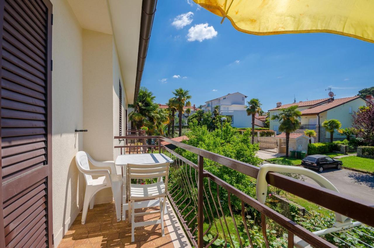 Apartments Milan Пореч Екстер'єр фото