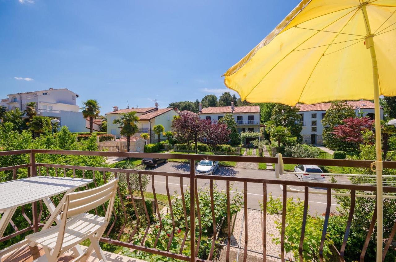 Apartments Milan Пореч Екстер'єр фото