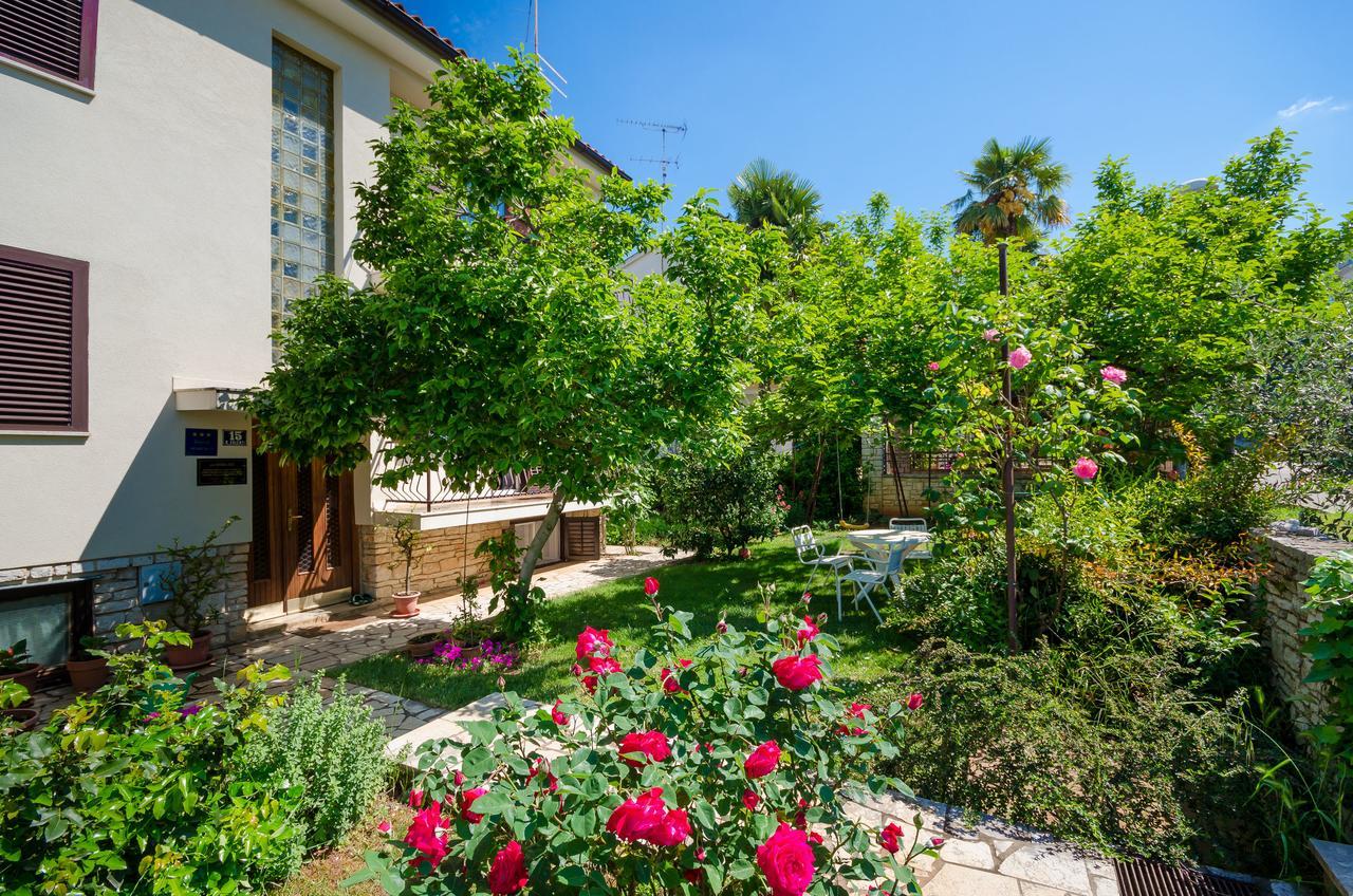 Apartments Milan Пореч Екстер'єр фото